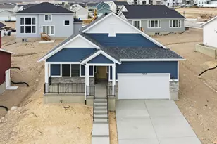 7622 S Iron Canyon Ln W, West Jordan, UT 84081 - Photo 2