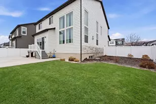 12283 S Xander Ln, Herriman, UT 84096 - Photo 38