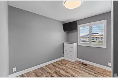 1719 W 12050 S, Riverton, UT 84065 - Photo 8