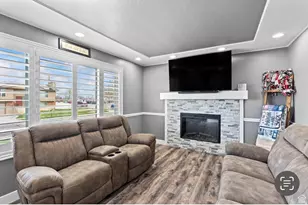 1719 W 12050 S, Riverton, UT 84065 - Photo 2