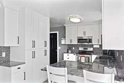 1719 W 12050 S, Riverton, UT 84065 - Photo 4