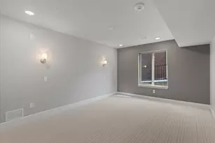 1032 E 400 S, Salt Lake City, UT 84102 - Photo 14