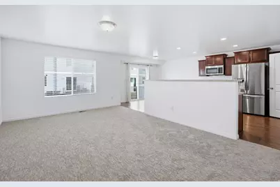 572 S Silvermoon Ln, Saratoga Springs, UT 84045 - Photo 10