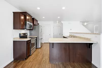 572 S Silvermoon Ln, Saratoga Springs, UT 84045 - Photo 4