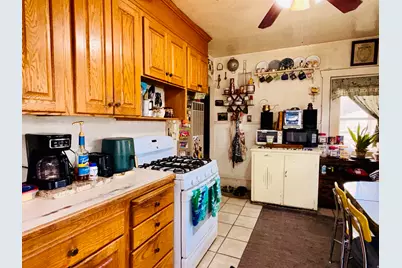 393 W Center St, Springville, UT 84663 - Photo 8