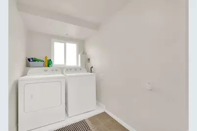 290 W 1350 N, Centerville, UT 84014 - Photo 26