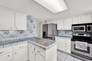 241 N Vine St, Salt Lake City, UT 84103 - Photo 12