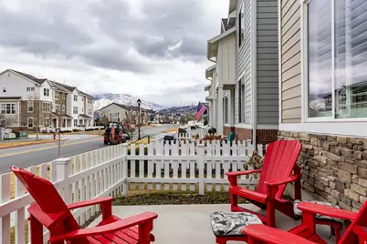 1034 W Narrows Ln, Bluffdale, UT 84065 - Photo 4