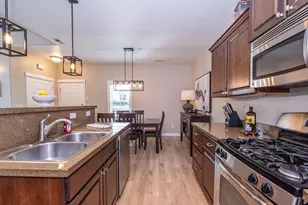 936 W Spring Creek Ln, Farmington, UT 84025 - Photo 10