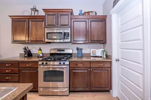936 W Spring Creek Ln, Farmington, UT 84025 - Photo 8