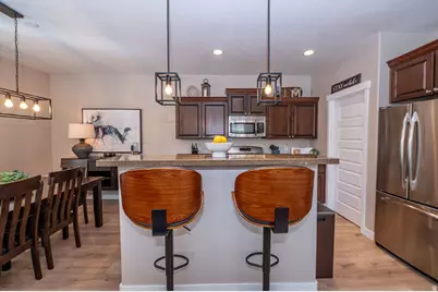 936 W Spring Creek Ln, Farmington, UT 84025 - Photo 6