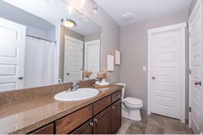 936 W Spring Creek Ln, Farmington, UT 84025 - Photo 18