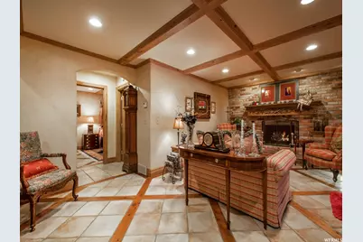 2015 E Dimple Dell Rd, Sandy, UT 84092 - Photo 14