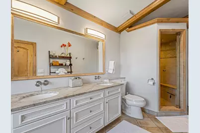 2015 E Dimple Dell Rd, Sandy, UT 84092 - Photo 30