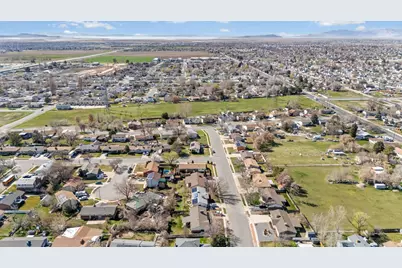 188 N 1300 W, Clearfield, UT 84015 - Photo 42