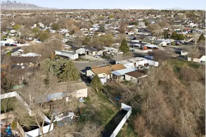 7151 S 1115 Cir W, West Jordan, UT 84084 - Photo 4