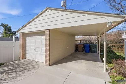 2589 E Elm Ave, Salt Lake City, UT 84109 - Photo 26