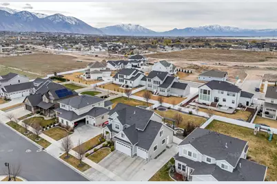 198 E Zinfandel Ln, Vineyard, UT 84059 - Photo 64