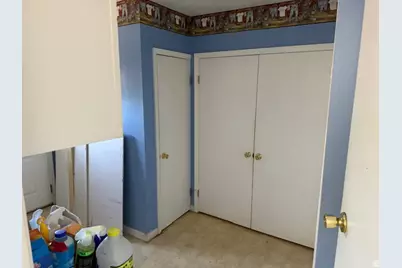 280 W Uranium Dr, Monticello, UT 84535 - Photo 14