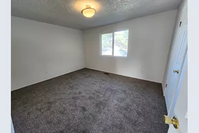 6223 S Clara Dr, Taylorsville, UT 84129 - Photo 10