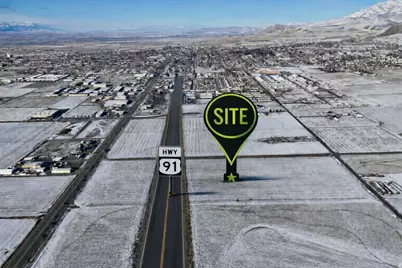 608 Hwy 91, Hyde Park, UT 84318 - Photo 4