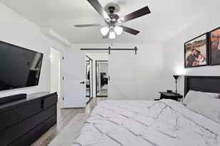 8109 S Cottonwood Hills Cir S, Sandy, UT 84094 - Photo 8