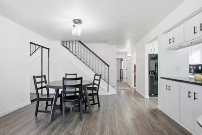 8109 S Cottonwood Hills Cir S, Sandy, UT 84094 - Photo 4