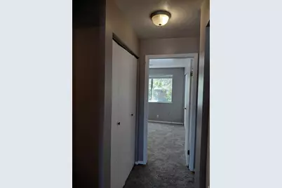 7143 S 2700 W #15, West Jordan, UT 84084 - Photo 8
