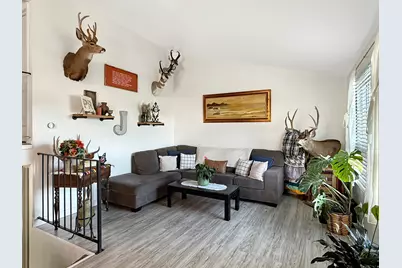 695 N Orange Ct, Castle Dale, UT 84513 - Photo 4