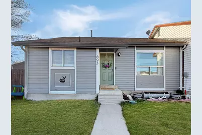 695 N Orange Ct, Castle Dale, UT 84513 - Photo 2