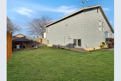 695 N Orange Ct, Castle Dale, UT 84513 - Photo 26