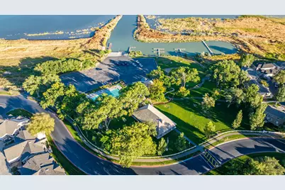 131 E Battalion Bay S, Saratoga Springs, UT 84043 - Photo 48