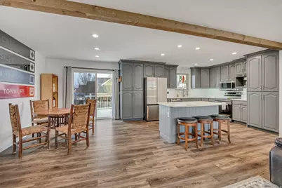 9218 S Laura Anne Way, Sandy, UT 84094 - Photo 4