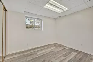 9218 S Laura Anne Way, Sandy, UT 84094 - Photo 16