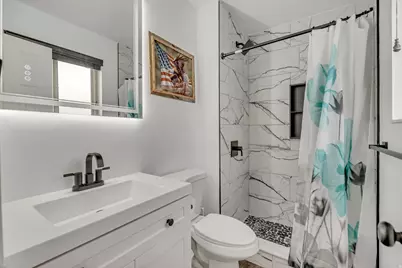 9218 S Laura Anne Way, Sandy, UT 84094 - Photo 10