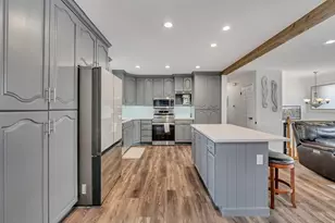 9218 S Laura Anne Way, Sandy, UT 84094 - Photo 6