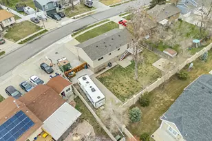 9218 S Laura Anne Way, Sandy, UT 84094 - Photo 26