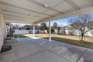 12252 S Margaret Rose Dr, Riverton, UT 84065 - Photo 36