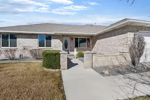 12252 S Margaret Rose Dr, Riverton, UT 84065 - Photo 1