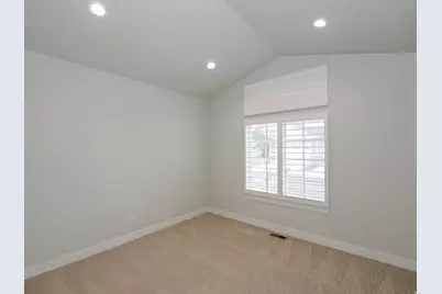 10673 S Bridlewood Ln, Sandy, UT 84092 - Photo 36