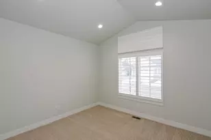 10673 S Bridlewood Ln, Sandy, UT 84092 - Photo 36