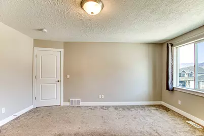 454 S Corner View Dr E, Tooele, UT 84074 - Photo 24