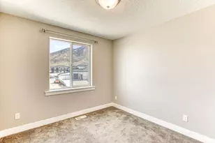 454 S Corner View Dr E, Tooele, UT 84074 - Photo 34