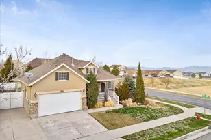 7032 W 8130 St S, West Jordan, UT 84081 - Photo 2