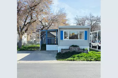 680 N Main #D14, Kaysville, UT 84037 - Photo 2