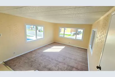 680 N Main #D14, Kaysville, UT 84037 - Photo 6