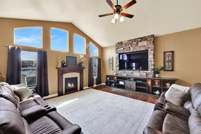 1899 S 3720 W, Syracuse, UT 84075 - Photo 8