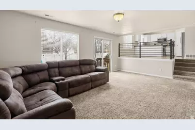 687 W 2025 N, Centerville, UT 84014 - Photo 12