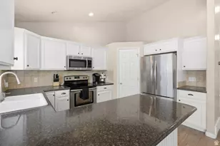 687 West 2025 North, Centerville, UT 84014 - Photo 10