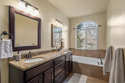 6059 W Cedar Fork Dr, West Jordan, UT 84081 - Photo 16